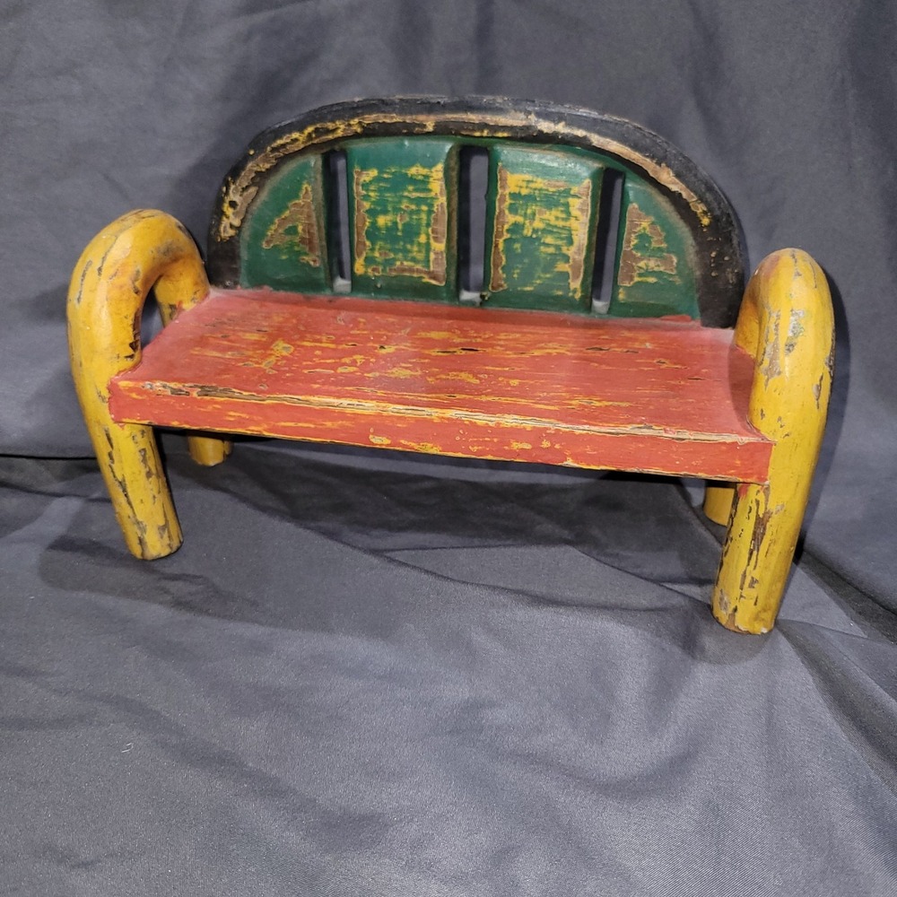 Vtg Hand Carved Folk Art Hand Painted Frog Cat Chicken Sat On A Bench Wooden - Picture 3 of 16
